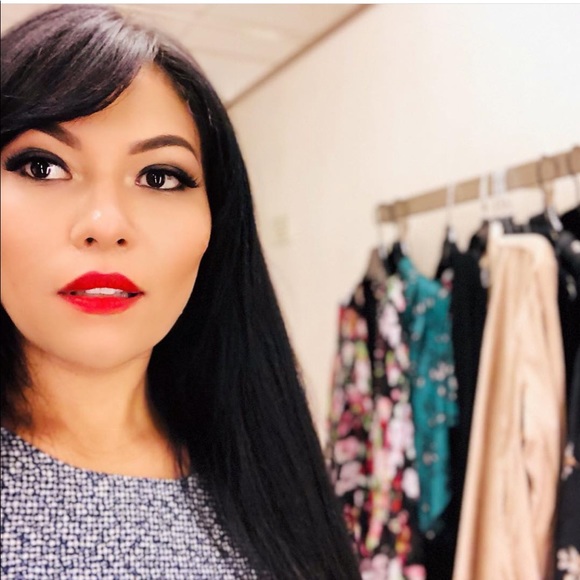 Poshfest Speaker. IG @theeelorena  @chictowear - Picture 11 of 14